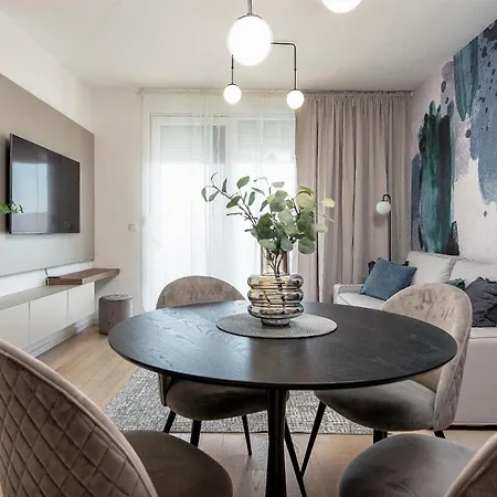 Lux 2 - With Garage And Balcony Apartment Zadar