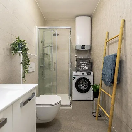 Appartement Lux 2 - With Garage And Balcony