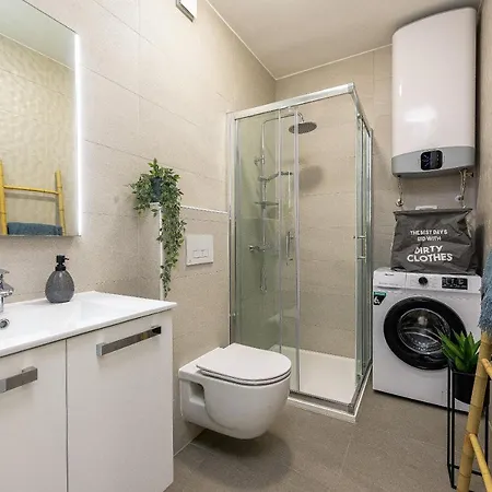 Lux 2 - With Garage And Balcony Apartment *